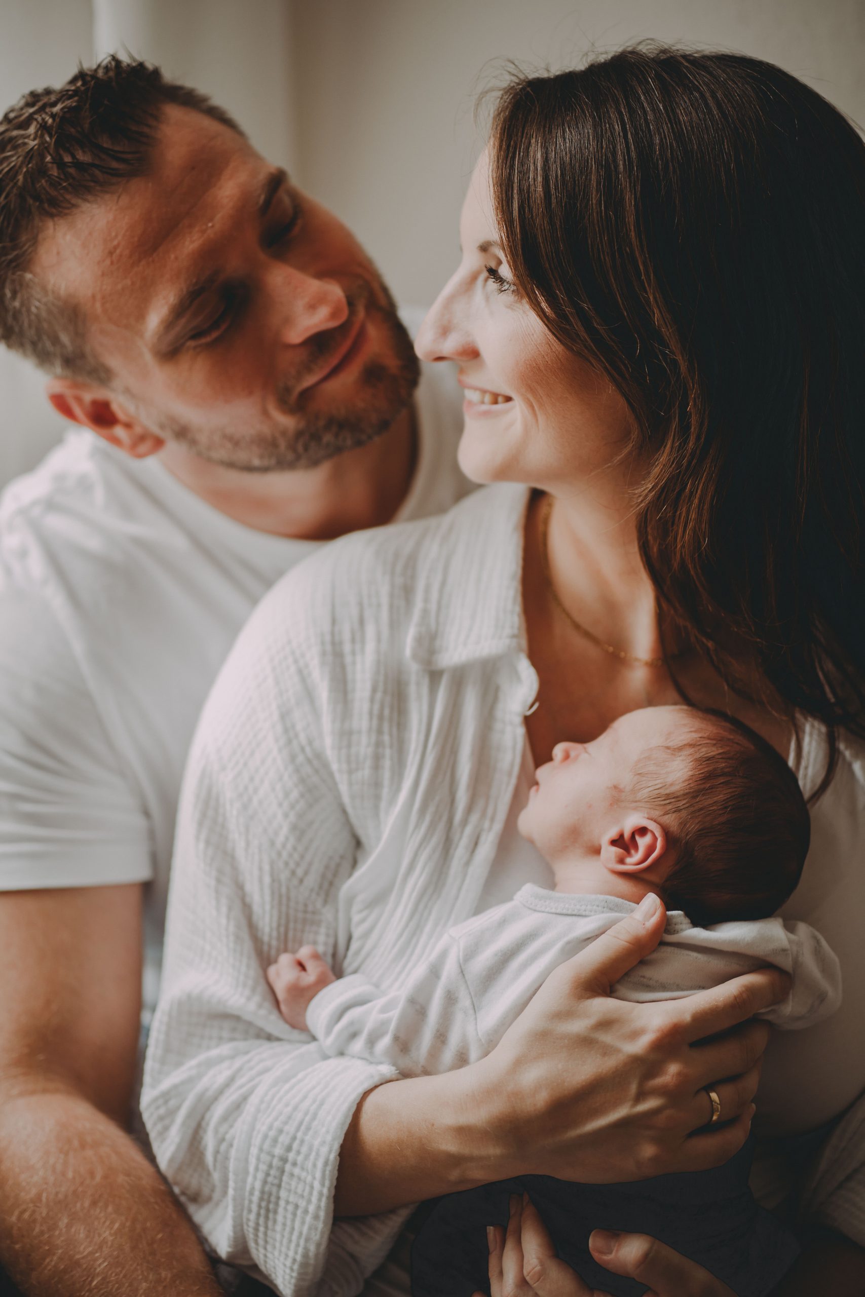 Newbornfotografie Newborn Neugeborenenfotografie Baby Wochenbett